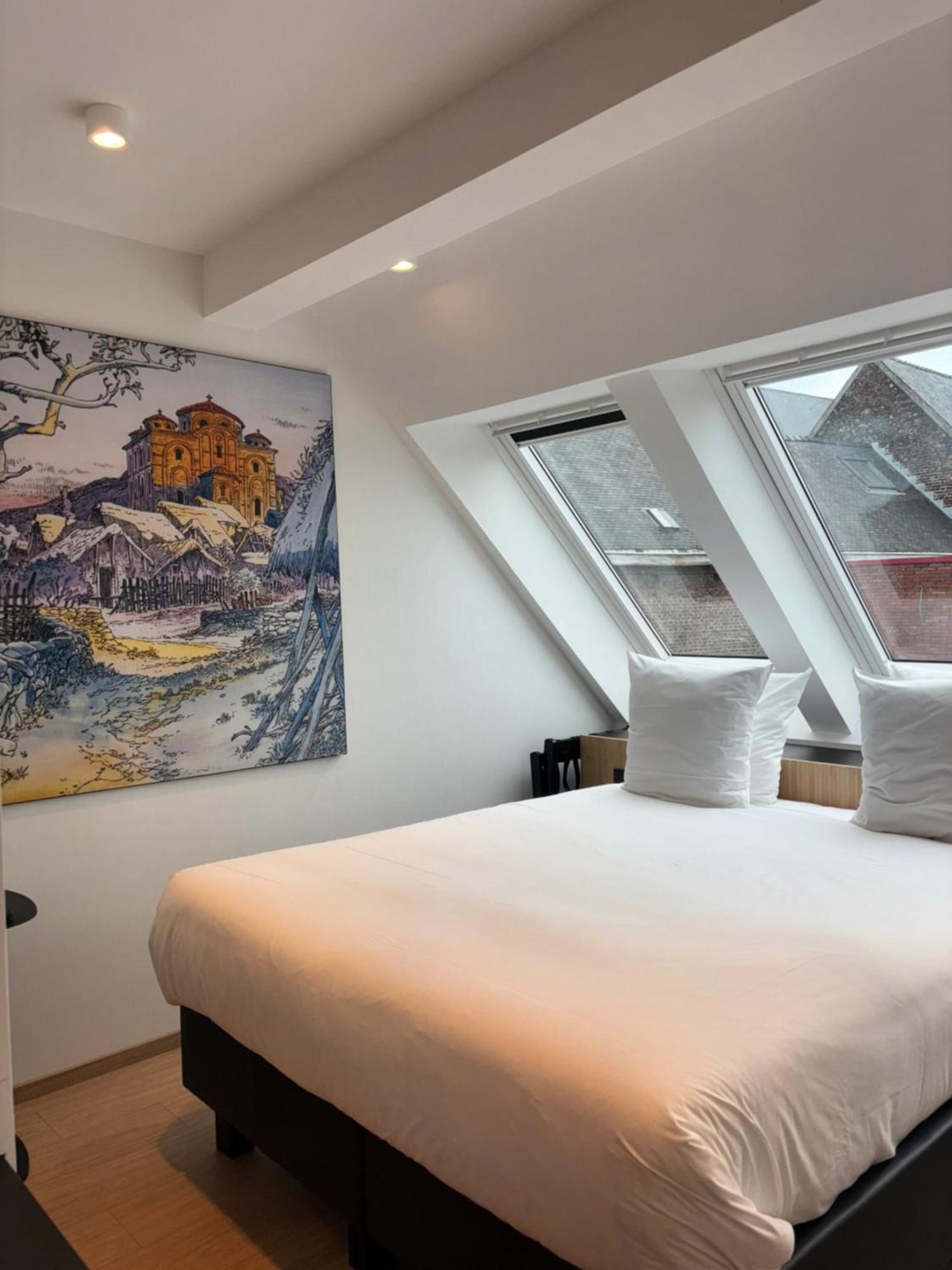 Comic Art Hotel Гент Экстерьер фото